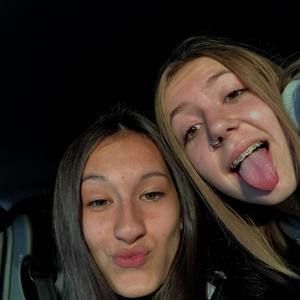 Meet your Posher, Delecia